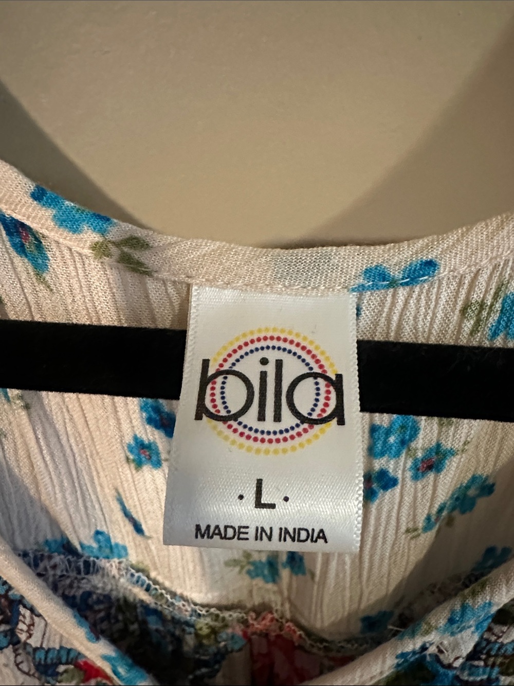 Bila Cream Tank with Blue and Red Floral Print - Picture 2 of 11